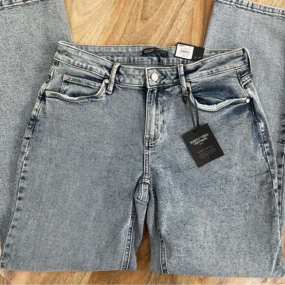 NWT 2 4 6 8 simply vera Vera Wang denim, straight, mid rise, power stretch jeans - Picture 4 of 6